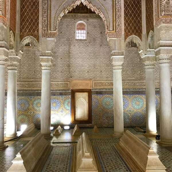 travel-to-morocco-8-days-tomb